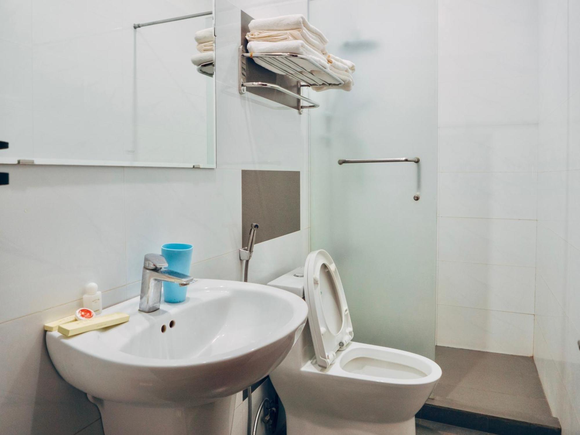 Huynh Gia Bao Hotel Баолок Екстер'єр фото