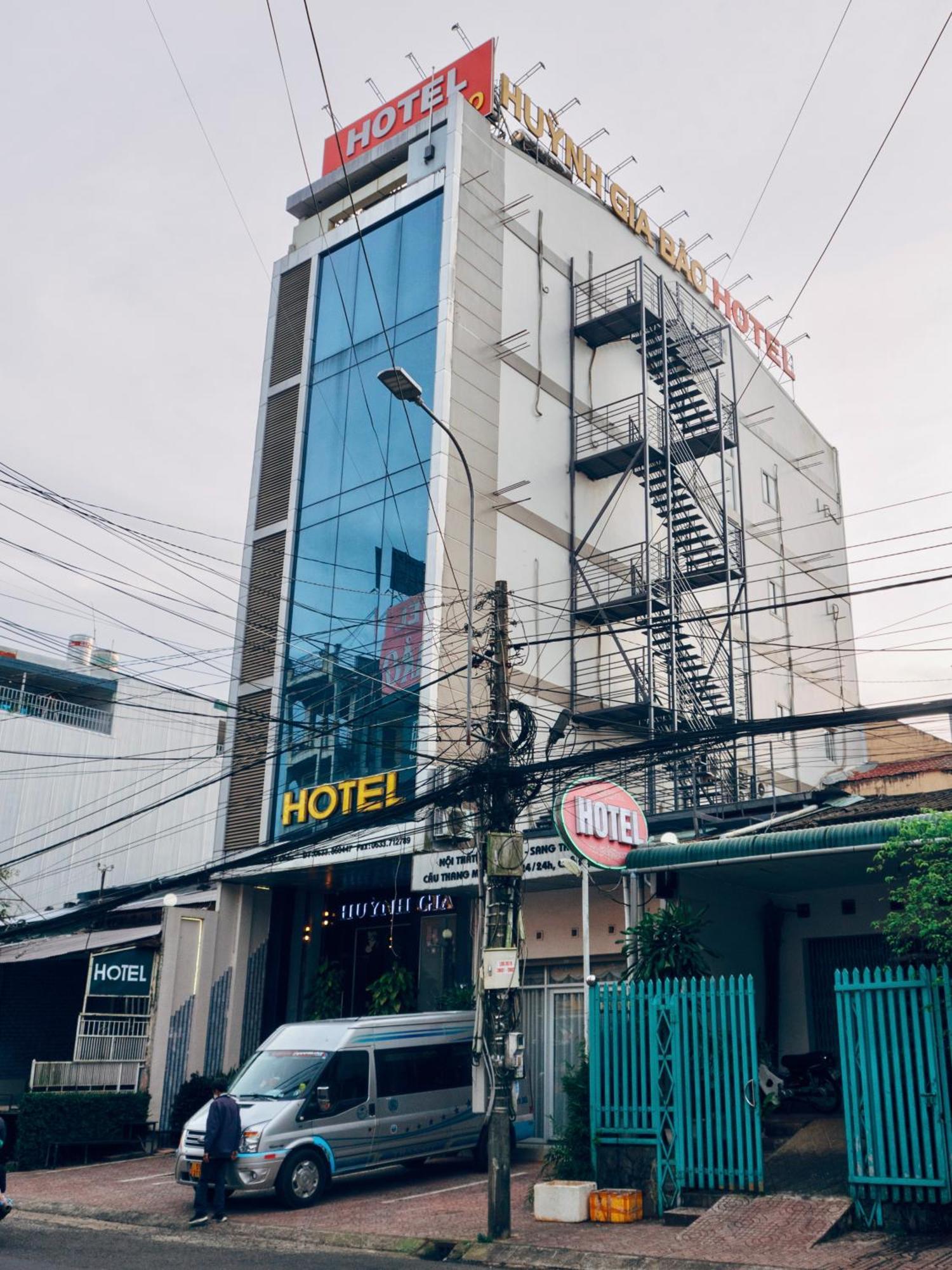 Huynh Gia Bao Hotel Баолок Екстер'єр фото