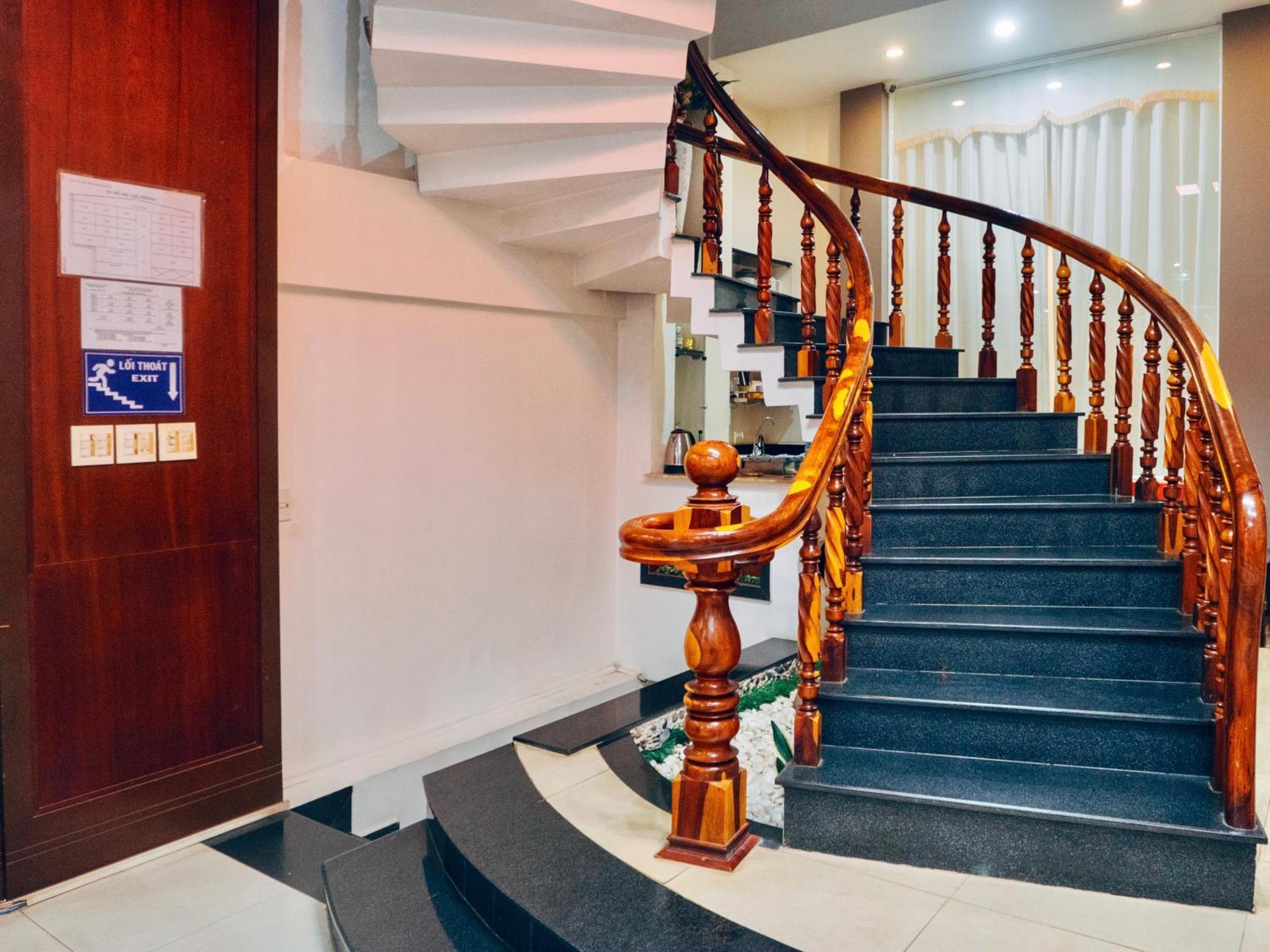 Huynh Gia Bao Hotel Баолок Екстер'єр фото
